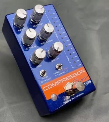 Store Special Product - Empress Effects - Bass Compressor Pedal - Blue